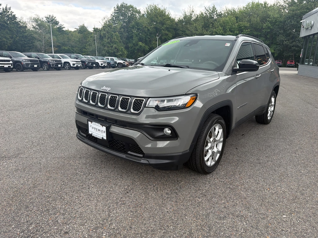 Used 2023 Jeep Compass Latitude Lux SUV