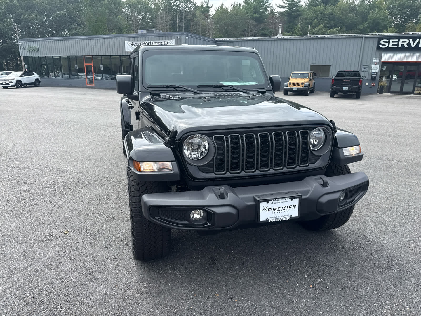2025 Jeep Gladiator Sport photo 4