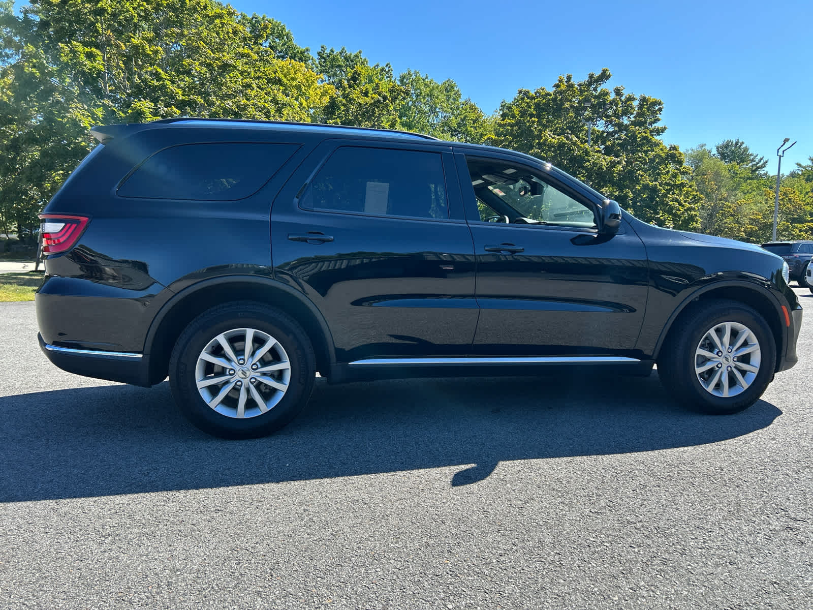 2024 Dodge Durango SXT photo 3