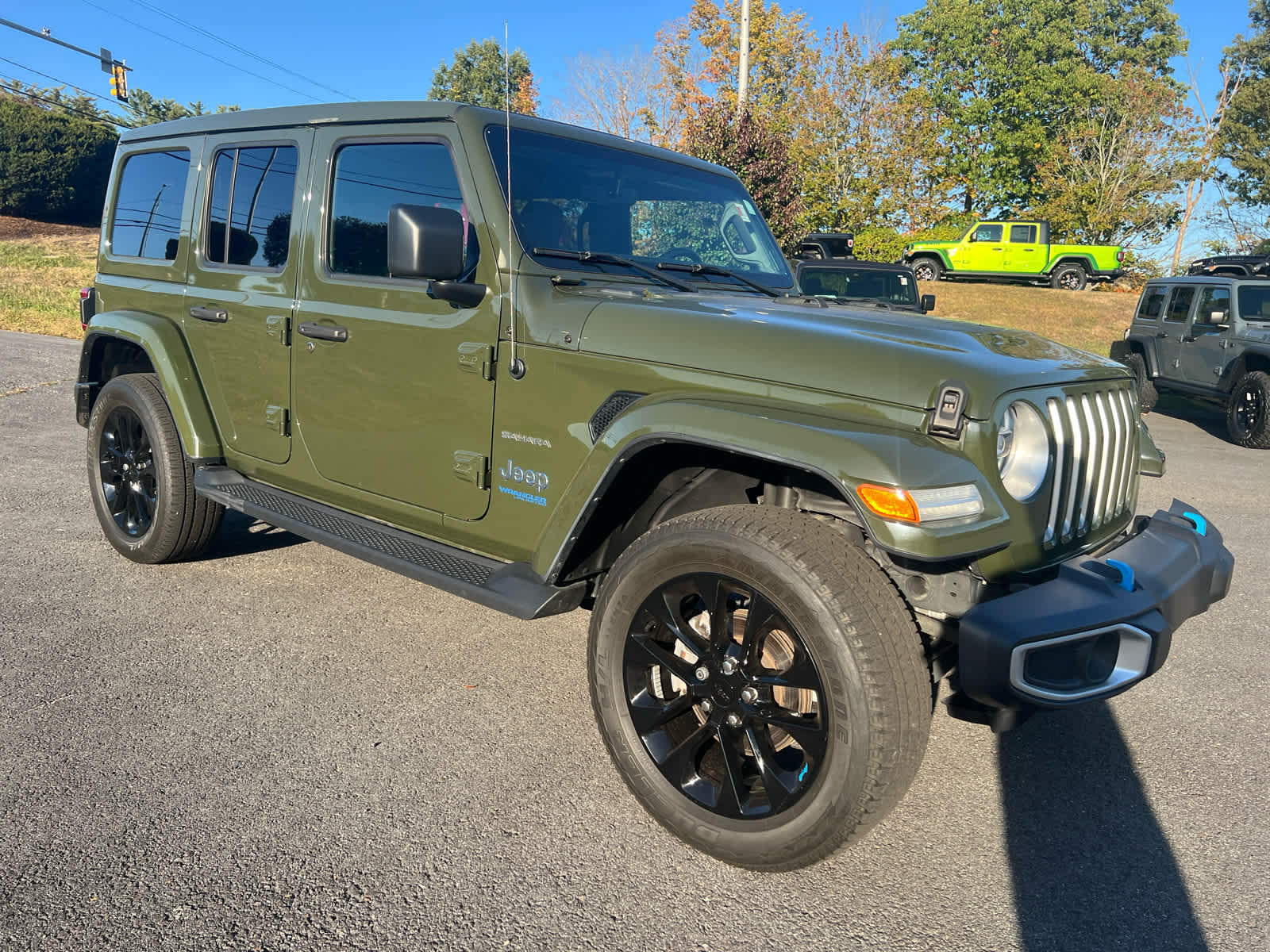 2022 Jeep Wrangler Unlimited 4xe Sahara photo 2