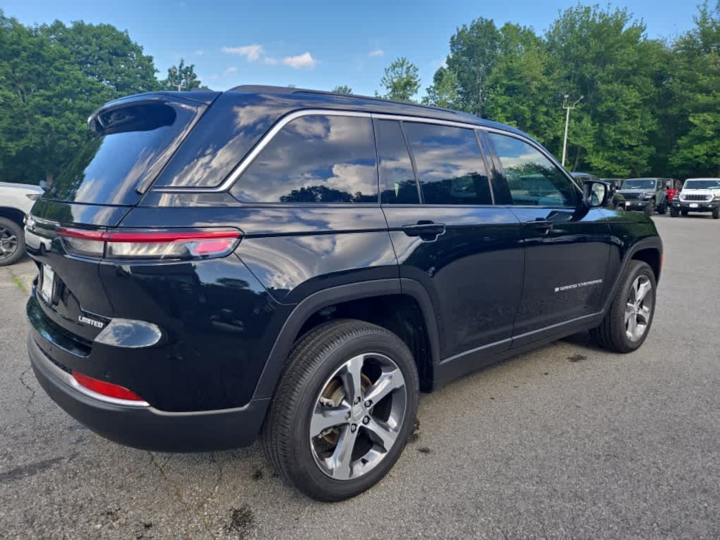 New 2026 Jeep Grand Cherokee LIMITED 4X4 Sport Utility