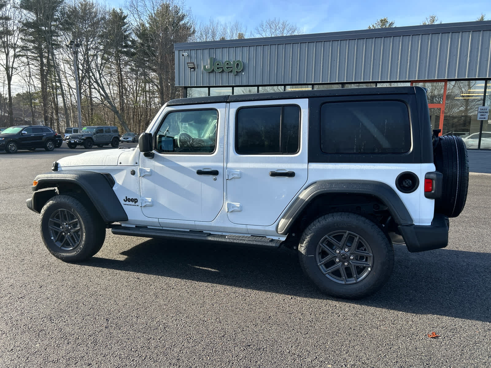 2025 Jeep Wrangler 4-Door Sport S - Photo 10
