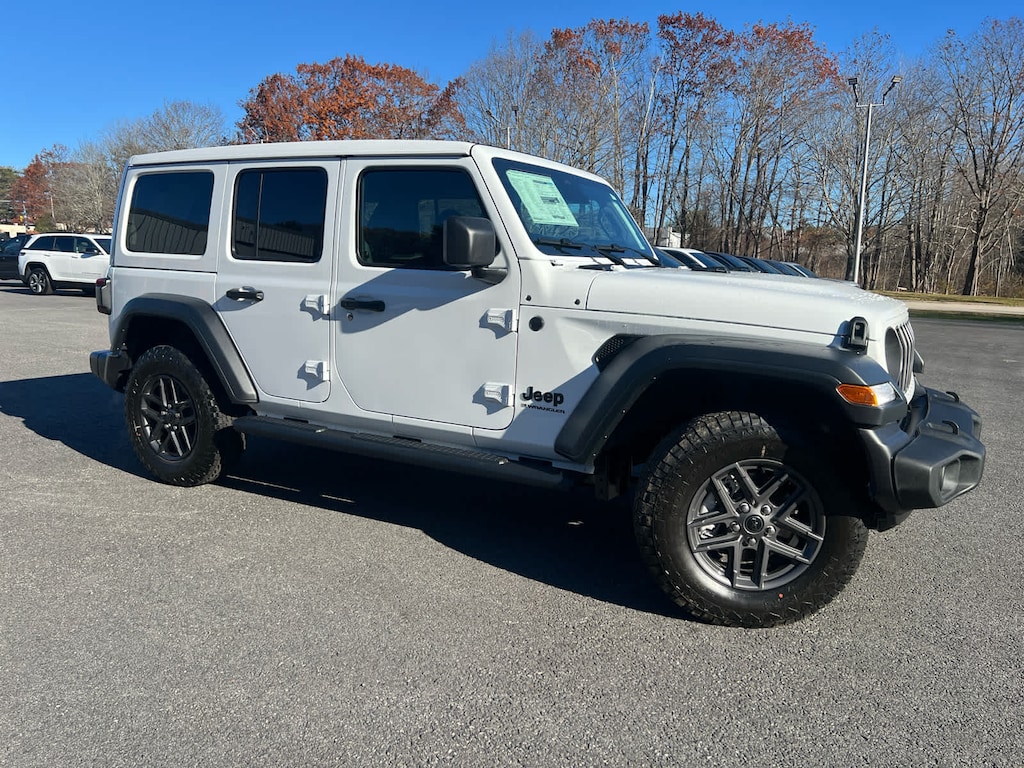 New 2026 Jeep Wrangler 4-DOOR SPORT S Sport Utility