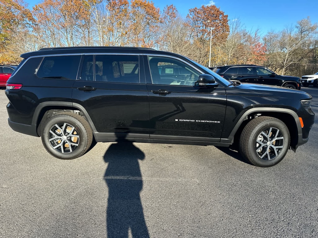 New 2025 Jeep Grand Cherokee L LIMITED 4X4 Sport Utility