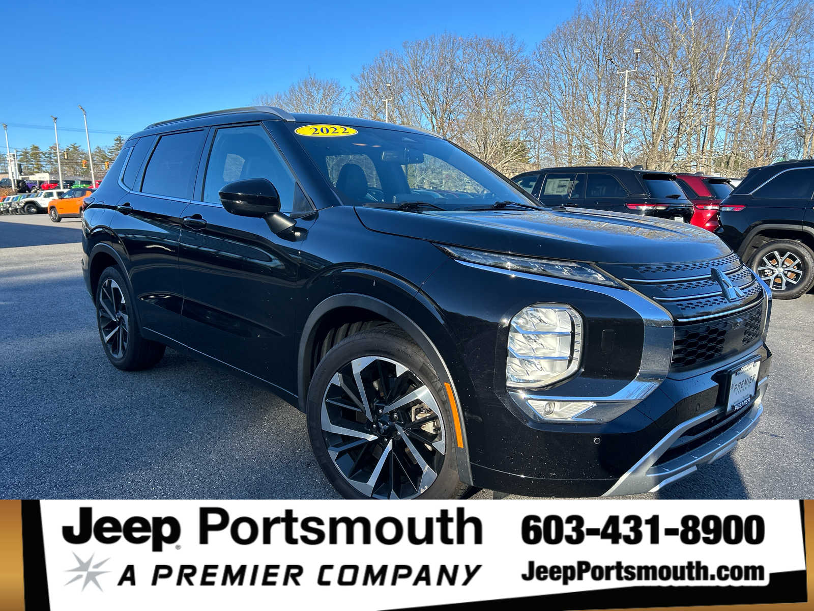 2022 Mitsubishi Outlander SEL's photo