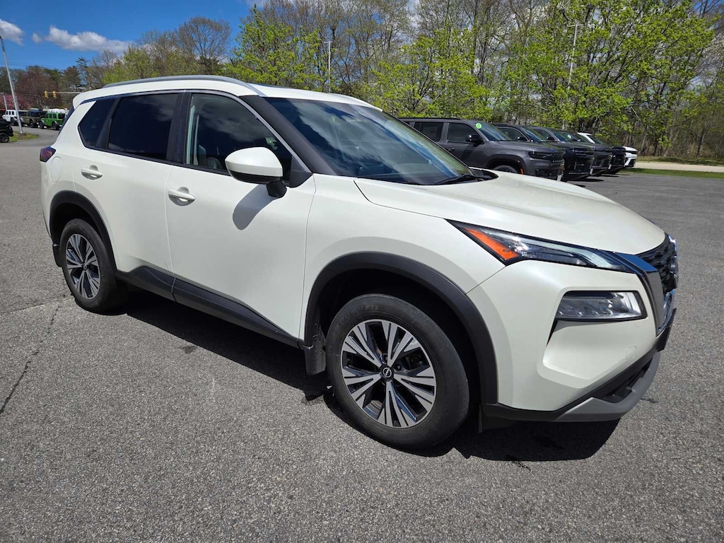 Used 2023 Nissan Rogue SV SUV