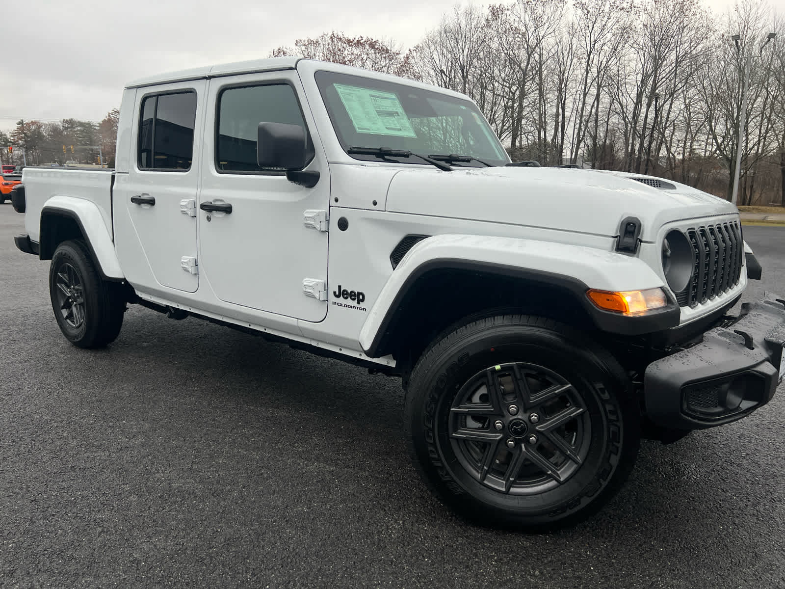 2026 Jeep Gladiator Sport S photo 2
