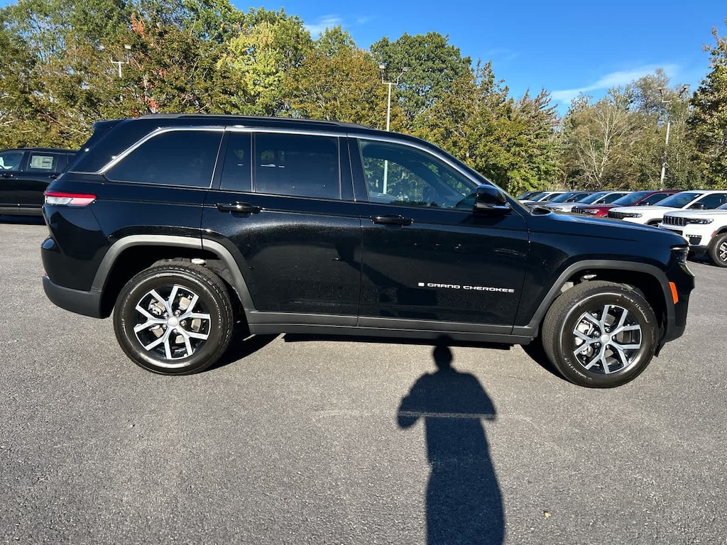 New 2025 Jeep Grand Cherokee LIMITED 4X4 Sport Utility