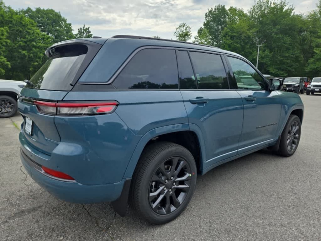 New 2026 Jeep Grand Cherokee LIMITED RESERVE 4X4 Sport Utility