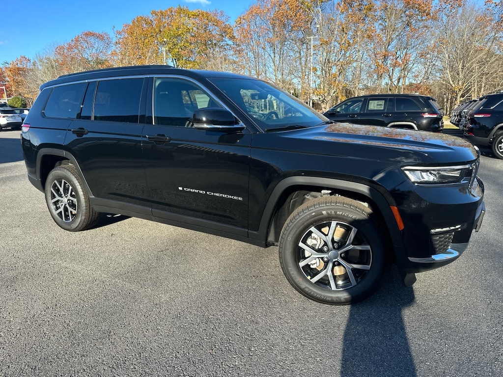New 2025 Jeep Grand Cherokee L LIMITED 4X4 Sport Utility