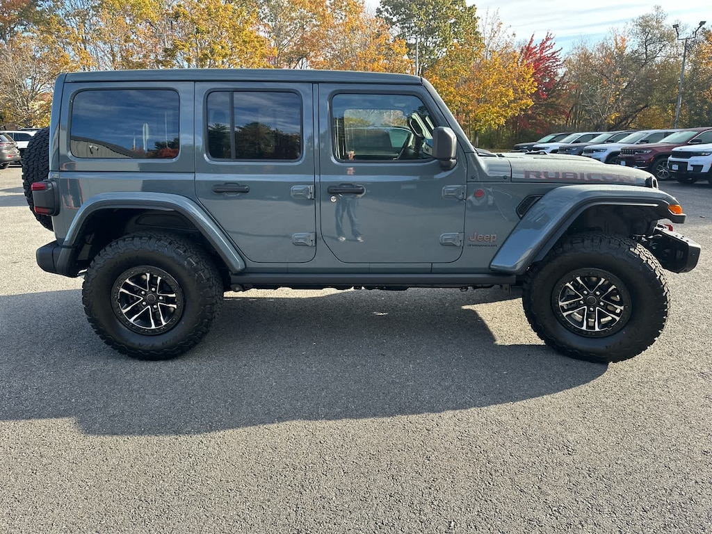 New 2026 Jeep Wrangler 4-DOOR RUBICON X Sport Utility