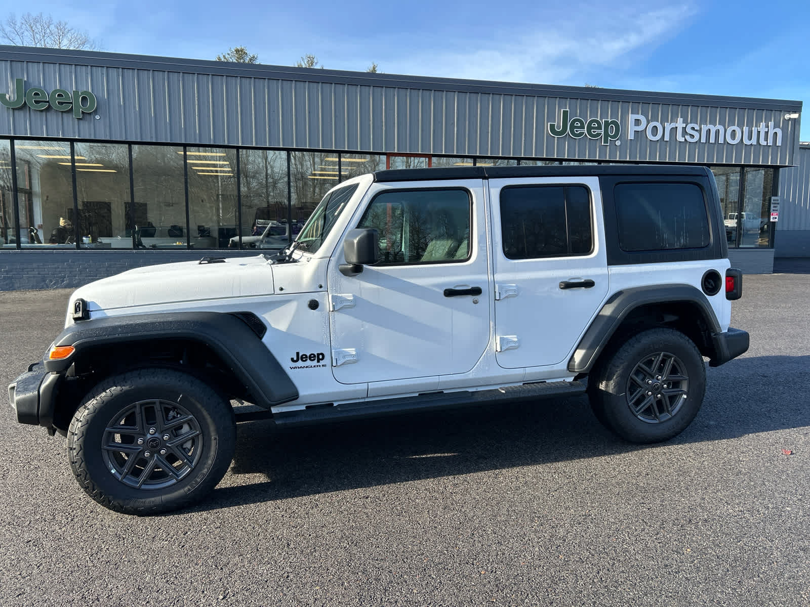 2025 Jeep Wrangler 4-Door Sport S - Photo 11
