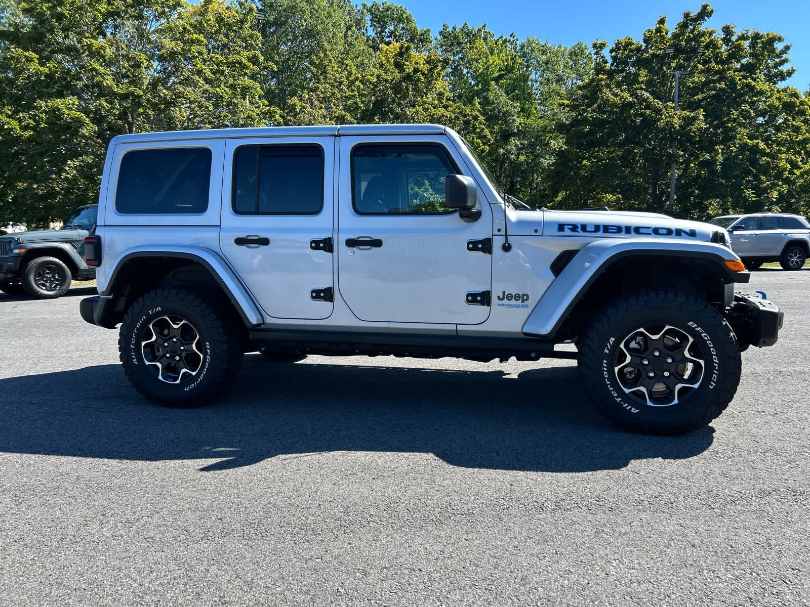 2022 Jeep Wrangler Unlimited 4xe Rubicon photo 2
