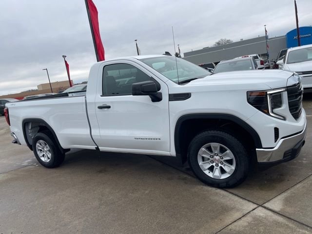 2025 GMC Sierra 4WD Regular Cab Standard Box Pro's photo