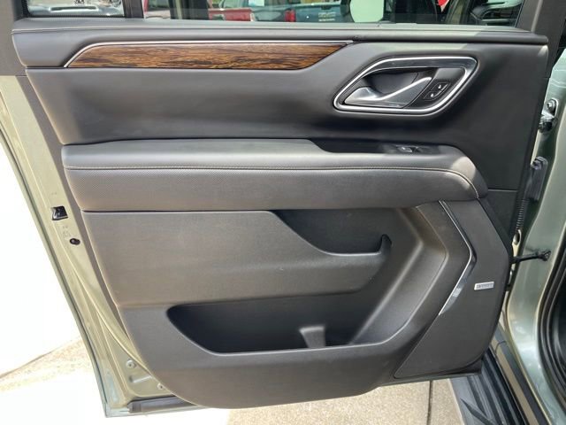 2024 Chevrolet Suburban Premier - Photo 21