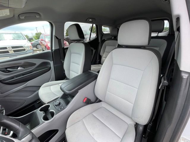 2022 GMC Terrain SLE - Photo 17