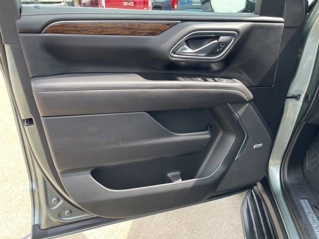 2024 Chevrolet Suburban Premier - Photo 22