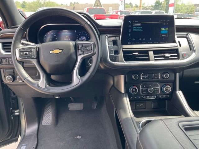 2024 Chevrolet Suburban Premier - Photo 13