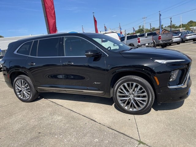 2025 Buick Enclave Avenir