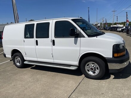 2024 GMC Savana Cargo 2500 Work Van Van