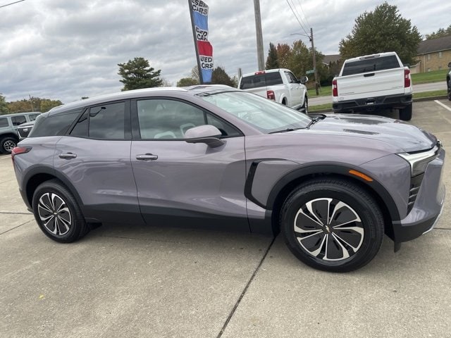 2026 Chevrolet Blazer EV LT's photo
