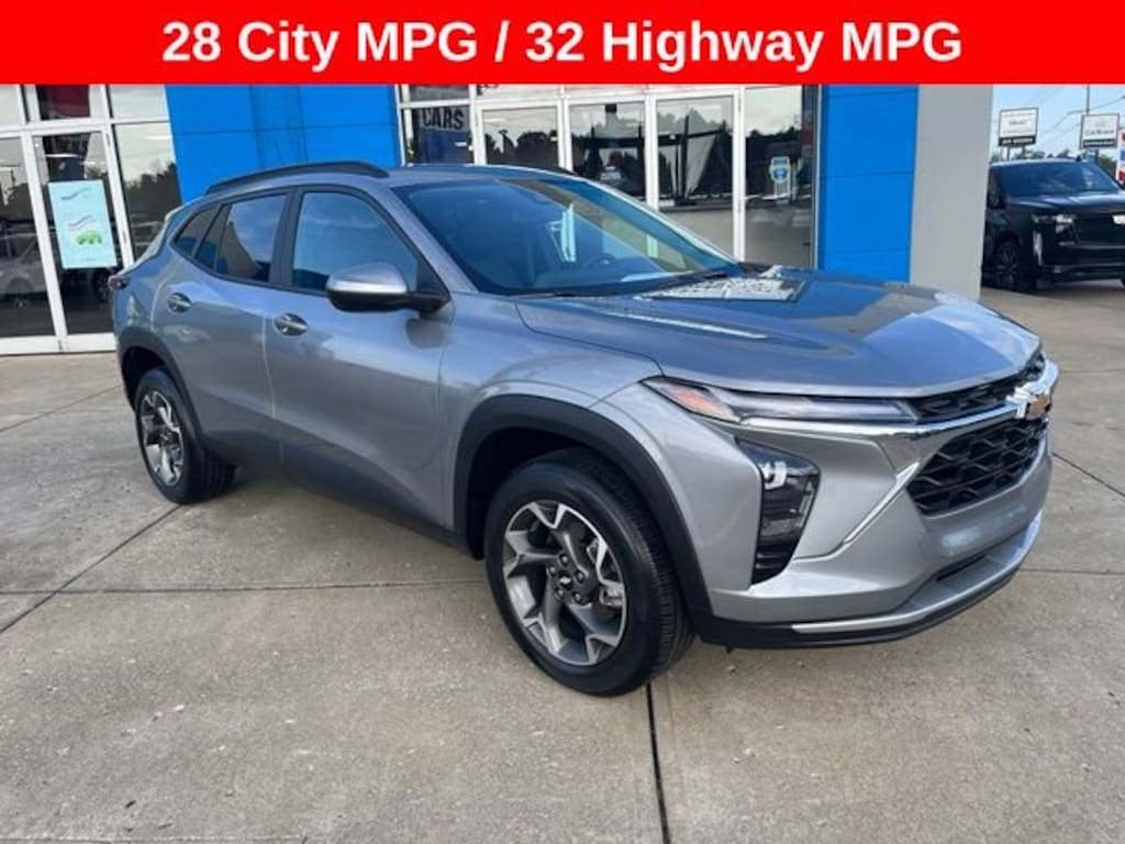 Used 2024 Chevrolet Trax LT SUV