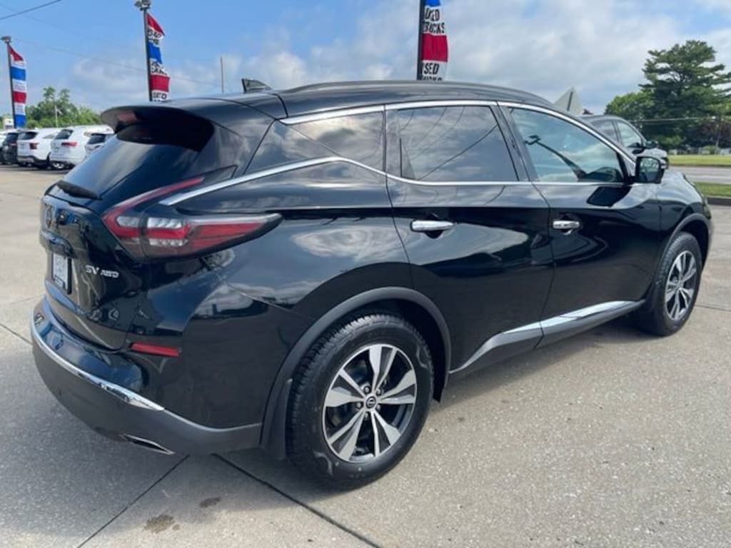 Used 2024 Nissan Murano SV