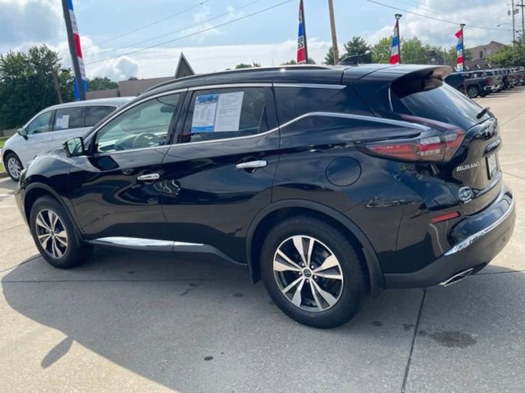 Used 2024 Nissan Murano SV