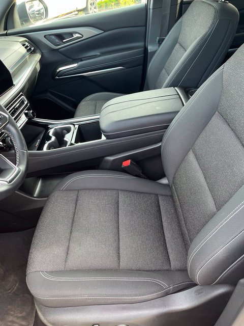 2025 Chevrolet Traverse LT - Photo 15