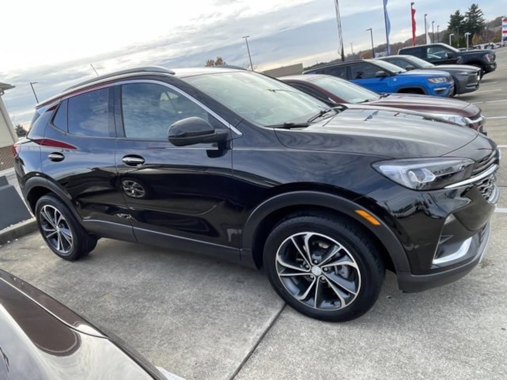 Used 2022 Buick Encore GX Essence SUV