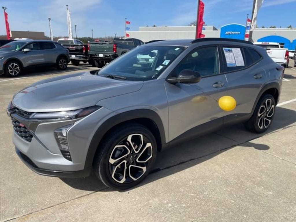 Used 2024 Chevrolet Trax 2RS SUV