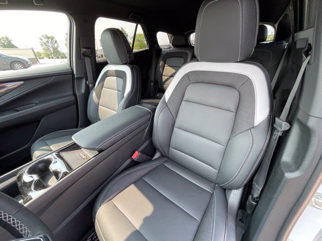 2026 Chevrolet Blazer EV LT - Photo 17
