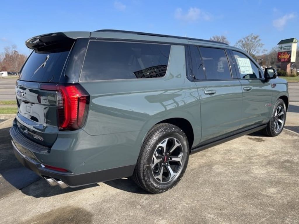 New 2026 GMC Yukon XL AT4 SUV