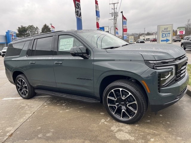 2026 Chevrolet Suburban RST's photo