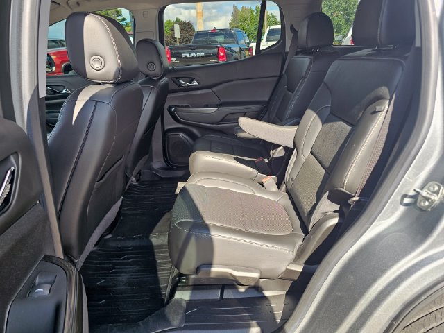 2023 GMC Acadia SLT - Photo 20