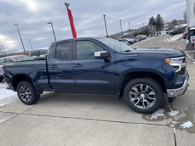 2023 Chevrolet Silverado 1500 LT's photo