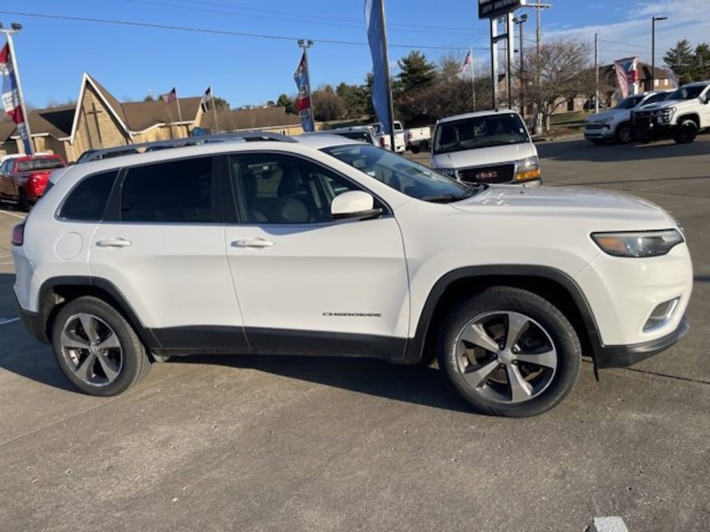 Used 2019 Jeep Cherokee Limited 4x4 SUV