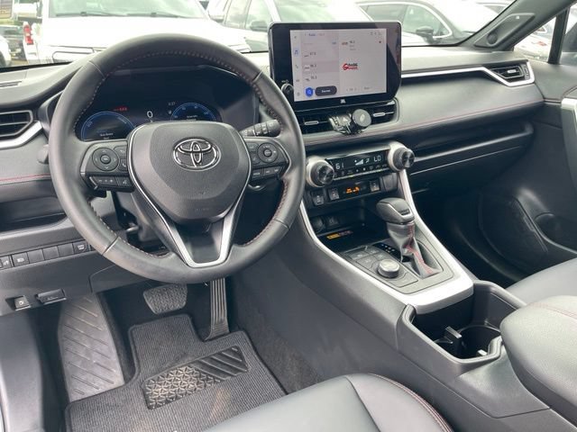 2024 Toyota RAV4 XSE - Photo 13