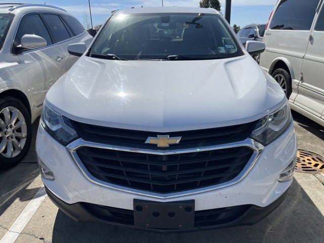 2018 Chevrolet Equinox LT photo 2