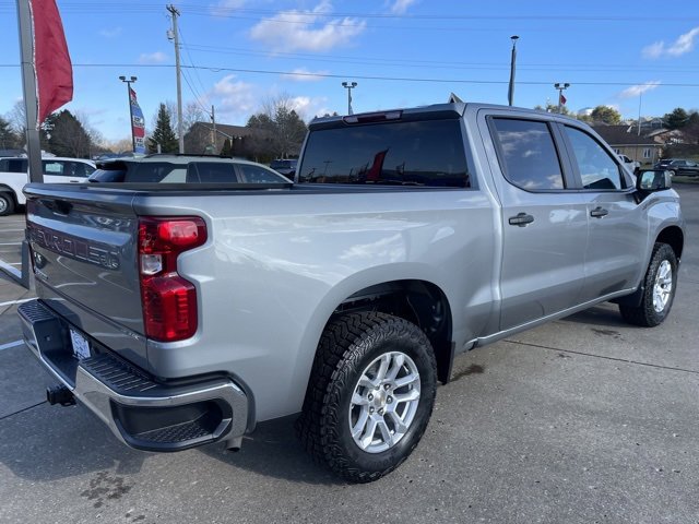 2025 Chevrolet Silverado 1500 photo 3