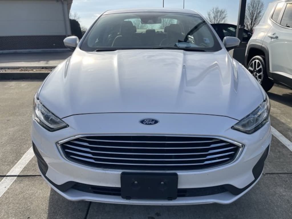 Used 2019 Ford Fusion SE