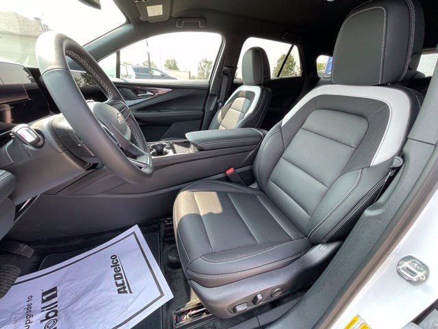 2026 Chevrolet Blazer EV LT - Photo 11