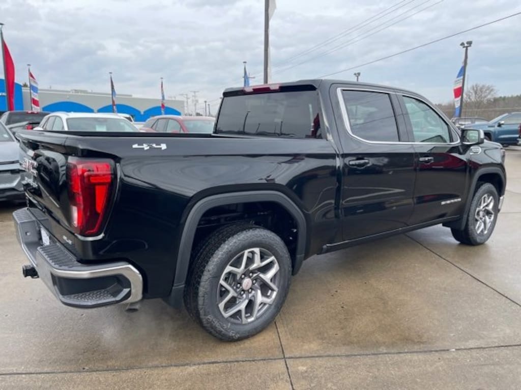 New 2026 GMC Sierra 1500 SLE Truck