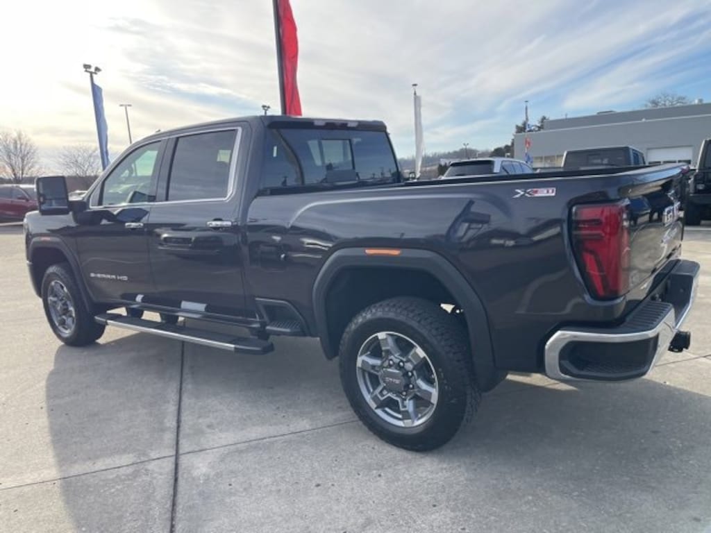 New 2026 GMC Sierra 2500 HD SLT Truck
