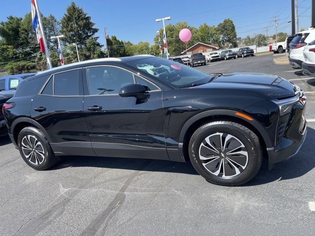 2026 Chevrolet Blazer EV LT's photo