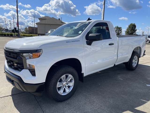 2025 Chevrolet Silverado 1500 photo 2
