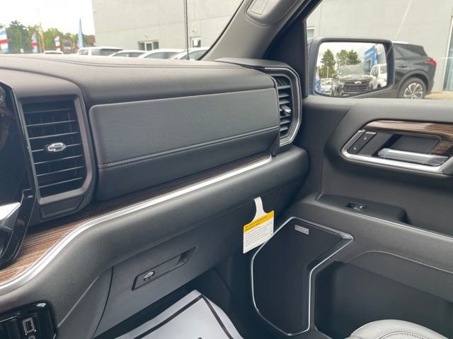 2025 Chevrolet Silverado 1500 RST - Photo 24