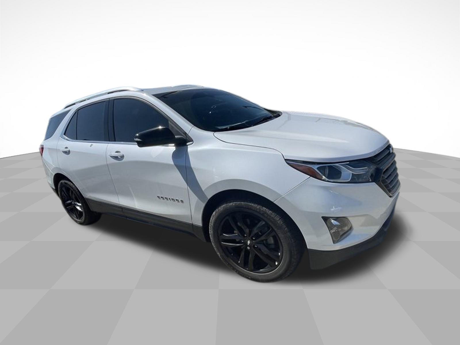 2020 Chevrolet Equinox LT photo 3