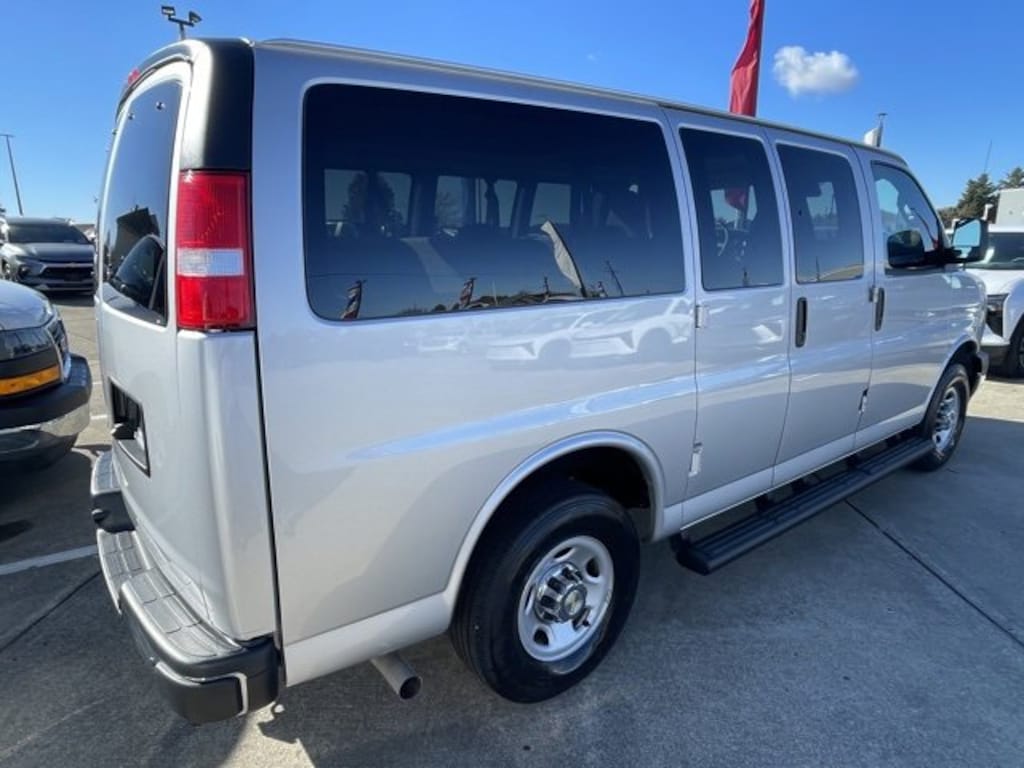 Used 2024 Chevrolet Express Passenger 2500 1LT Van