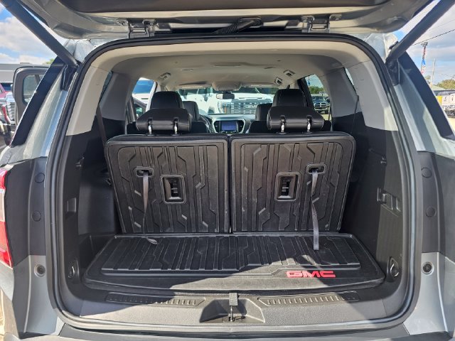 2023 GMC Acadia SLT - Photo 21